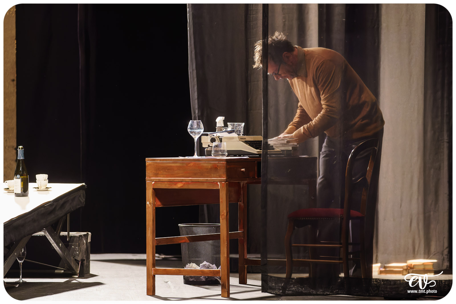 HISTOIRE D'AMOUR (DERNIERS CHAPÎTRES) - CIE LE TALON ROUGE